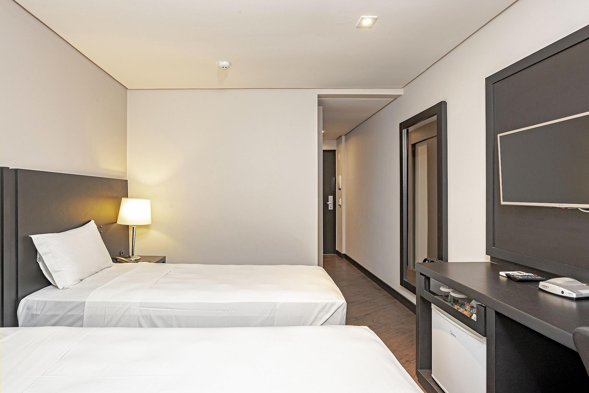 Hotel Slaviero Baia Norte 4*